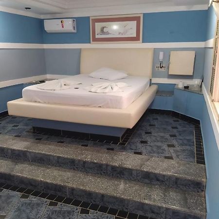 Marília Bhaus Motel المظهر الخارجي الصورة